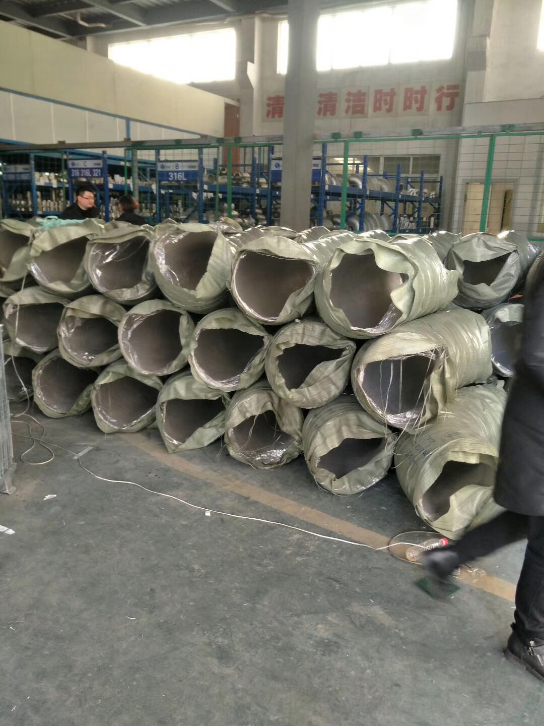 大型沖壓彎頭 大型沖壓彎頭